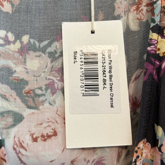 NWT Auguste The Label Wrap Dress High Low Charcoal Floral Print Size Large (8) - Picture 4 of 14